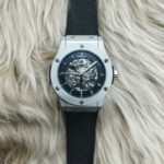 Hublot's Premium Skeleton Dial Rubber Strap Auto Watch for Men| Black - Image 3