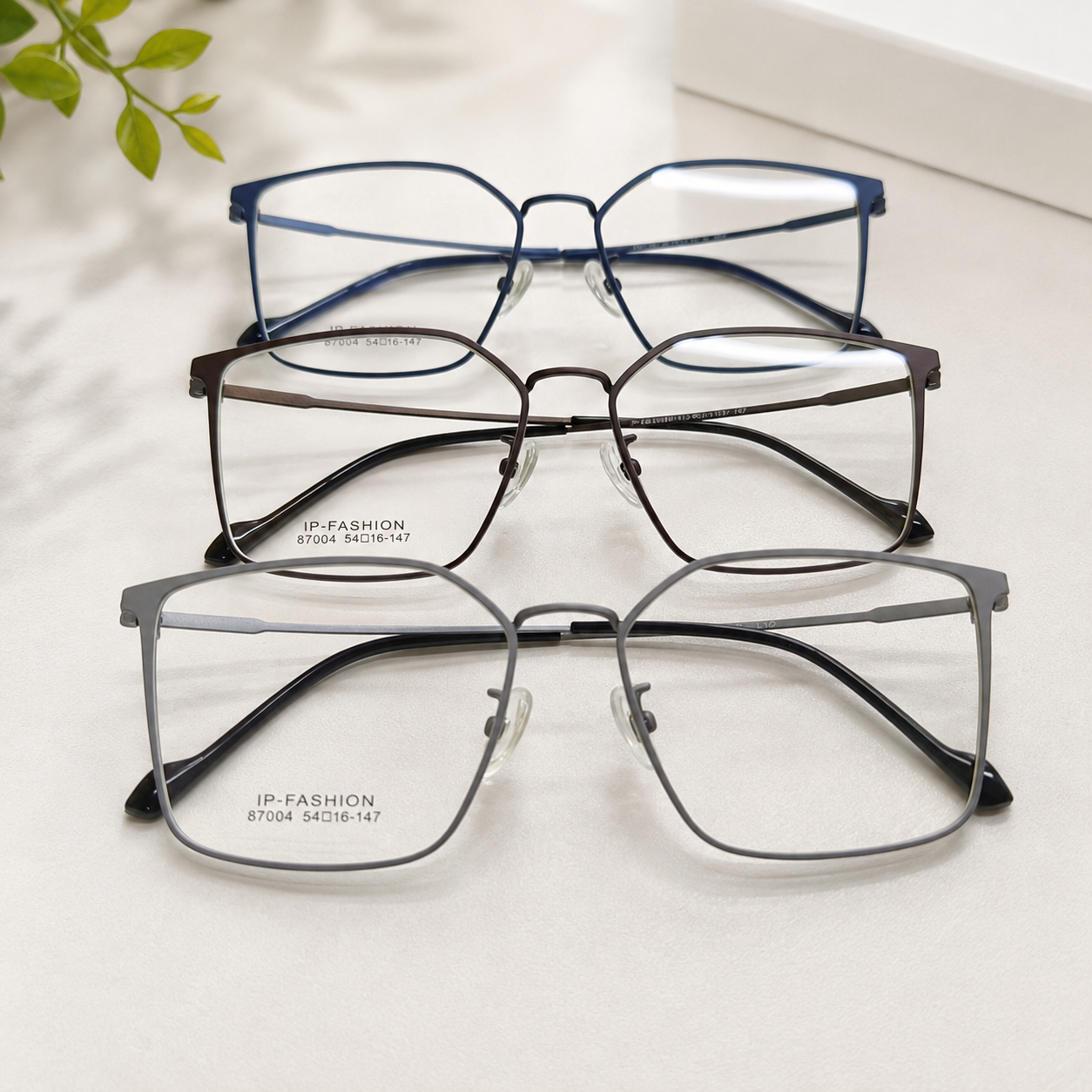 file_0000000011908211aae1ead2e3c848be Premium metal matt rectangular eyewear for unisex! - Image 1